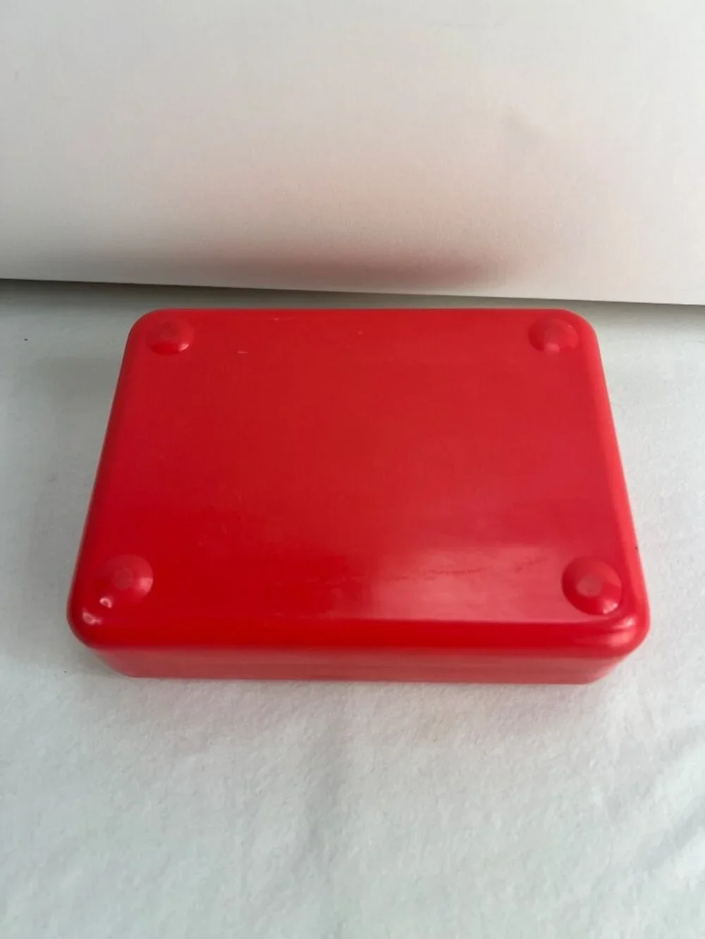 VTG 40s Max Factor Hot Pink Plastic Trinket Box With Ivory Bow Lid 7